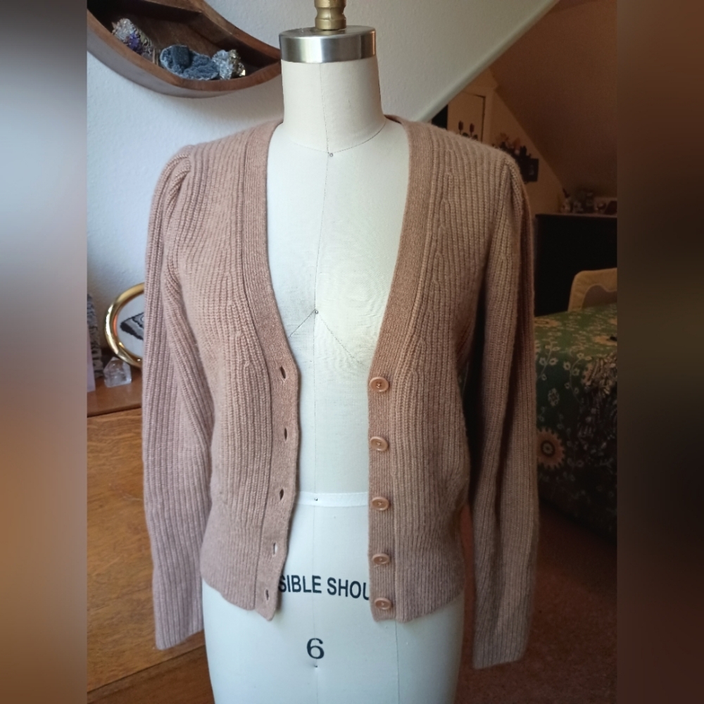 Reformation Fossi Cardigan - Picture 10 of 15